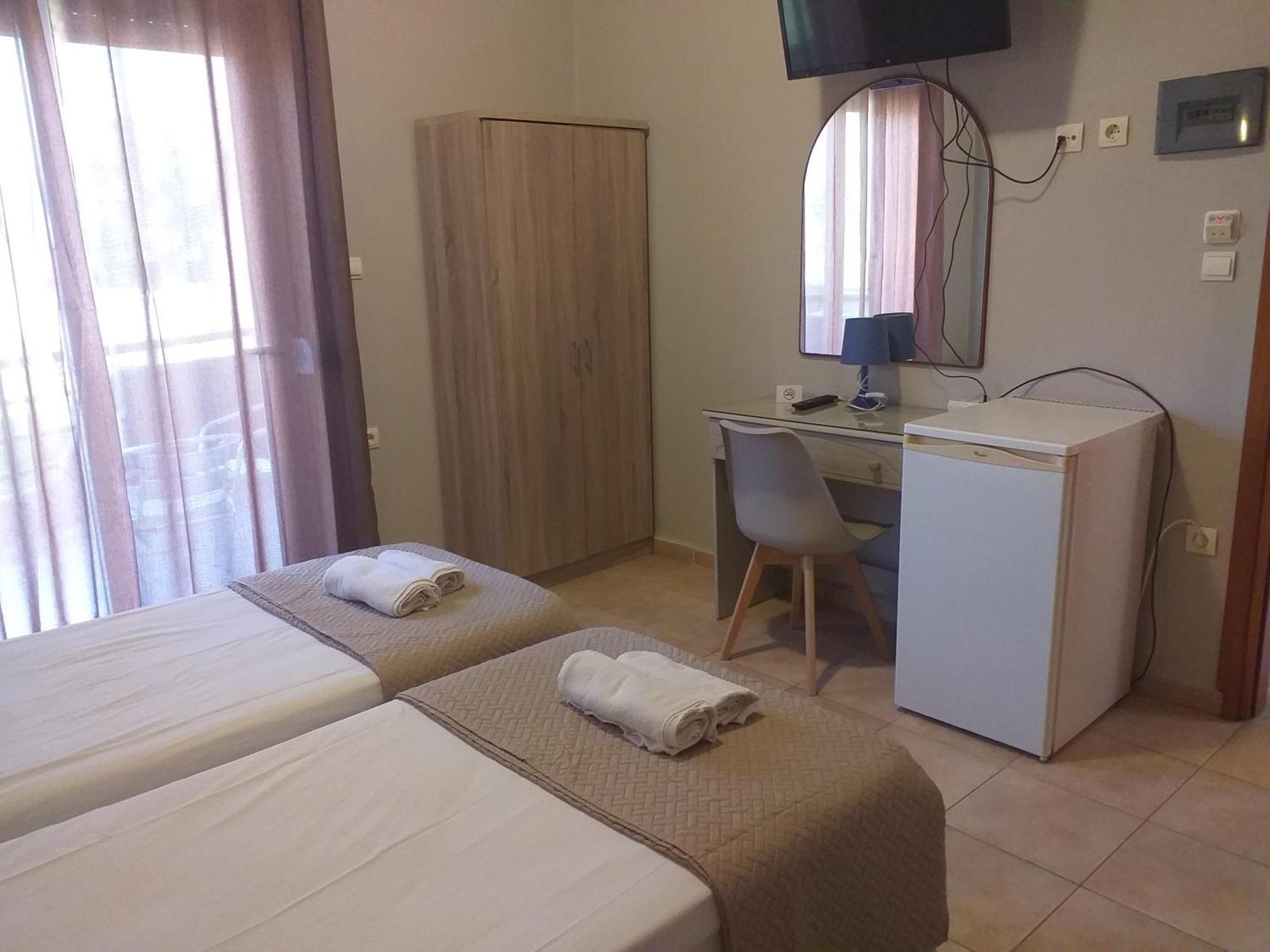 Hotel Isidora Loutros ภายนอก รูปภาพ