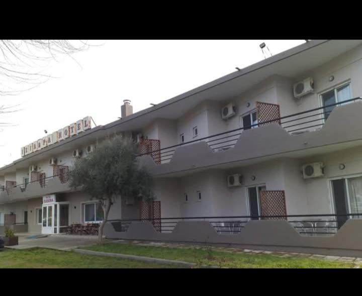 Hotel Isidora Loutros ภายนอก รูปภาพ