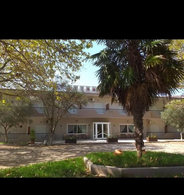 Hotel Isidora Loutros ภายนอก รูปภาพ