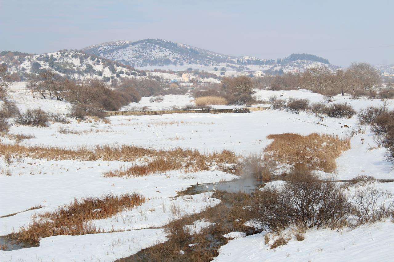 Hotel Isidora Loutros ภายนอก รูปภาพ